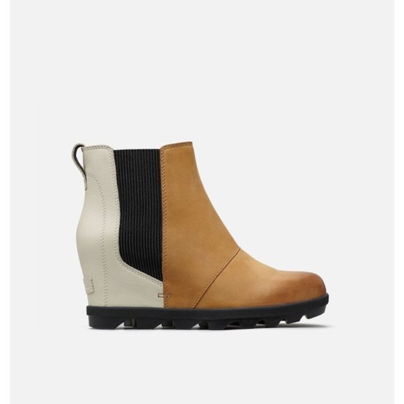 Sorel Shoes - EUC! Sorel "Joan of Arctic Wedge II Chelsea" In “Camel Brown”!
